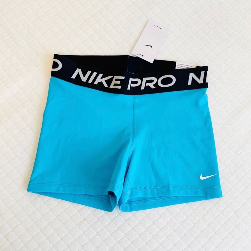 Nike |Women’s Nike Pro Spandex Shorts - Picture 2 of 6